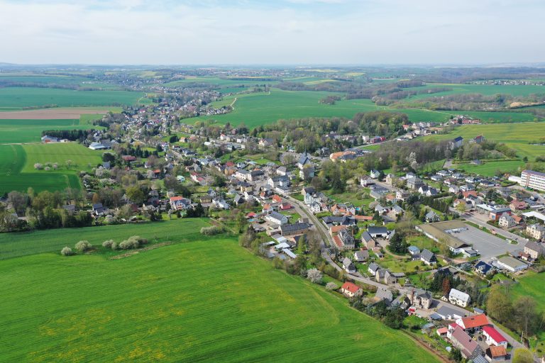 Luftaufnahme der Gemeinde Claußnitz