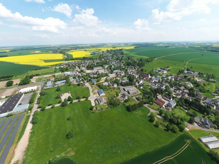 Luftaufnahme der Gemeinde Königshain-Wiederau